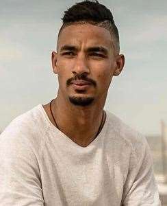 Azan Tefou